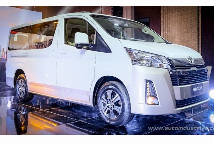 Xe Van Toyota Hiace 2019 moi 