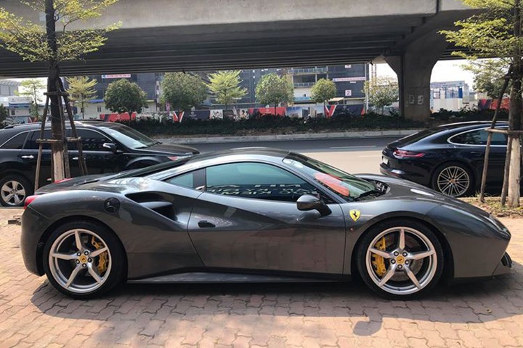 Sieu xe Ferrari 488 GTB cu cua Cuong Do la chi 7,3 ty-Hinh-2