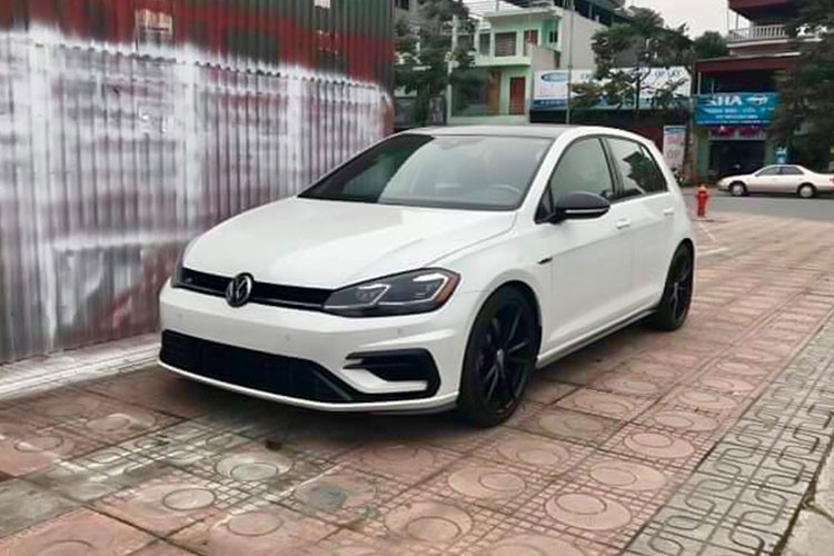 Volkswagen Golf R tien ty hoan toan moi ve Viet Nam