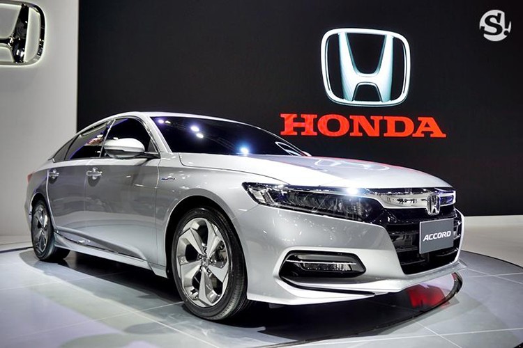 Honda Accord 2019 nhap Thai sap ve Viet Nam dau Toyota Camry