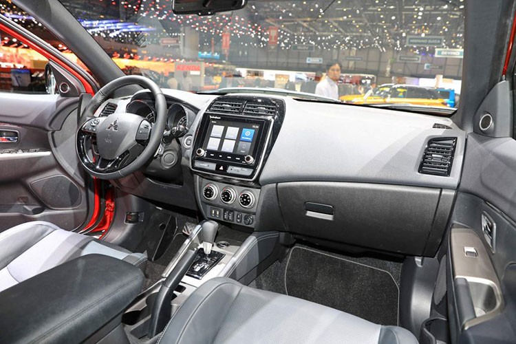 SUV gia re Mitsubishi Outlander Sport 2020 chinh thuc ra mat-Hinh-7