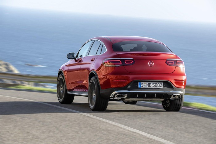 Mercedes-Benz GLC Coupe 2020 ra mat, the thao va manh me hon-Hinh-3