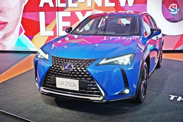 Lexus UX moi gia 1,8 ty “dau” Mercedes-Benz GLA-Hinh-12