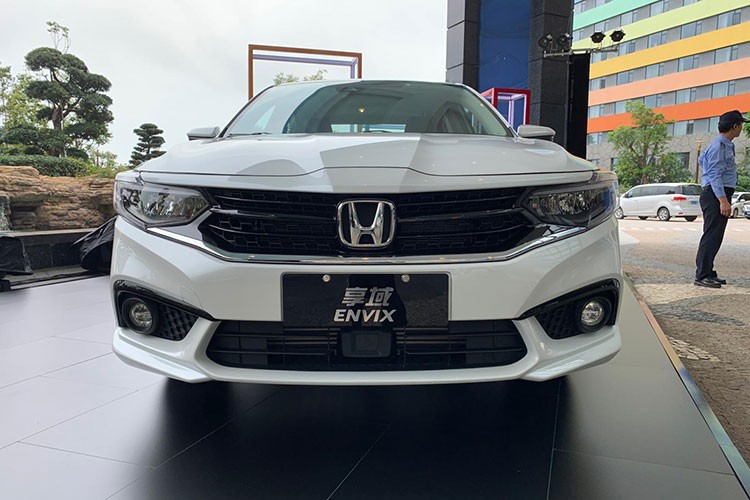 Ra mat xe gia re Honda Envix 2019 - 