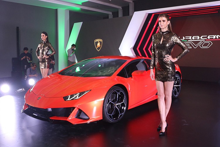 Lamborghini Huracan EVO 2020 tai Thai Lan gia 17,99 ty dong
