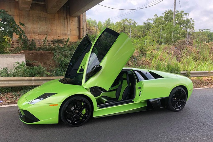 Lamborghini Murcielago LP640 màu độc giá 9,8 tỷ ở Sài Gòn