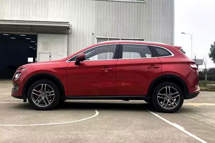 Xe Tau Landwind moi tu bo thiet ke 