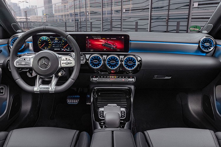 Xe sang Mercedes-Benz A-Class Sedan 2019 