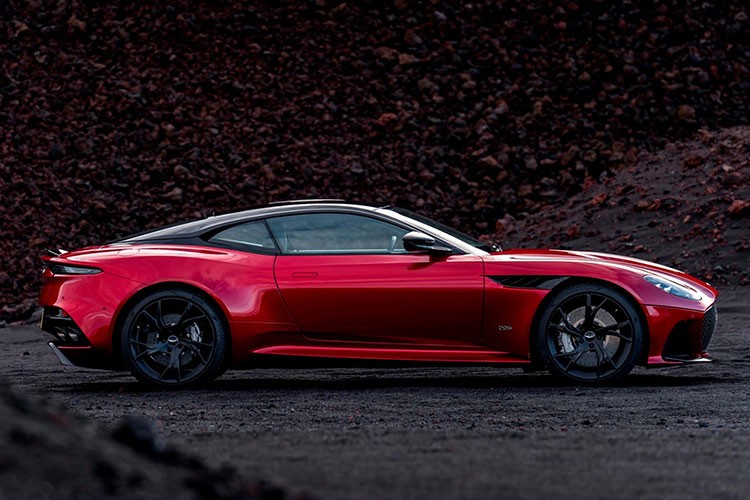 Sieu xe Aston Martin DBS Superleggera 2019 sap ve VN?-Hinh-2