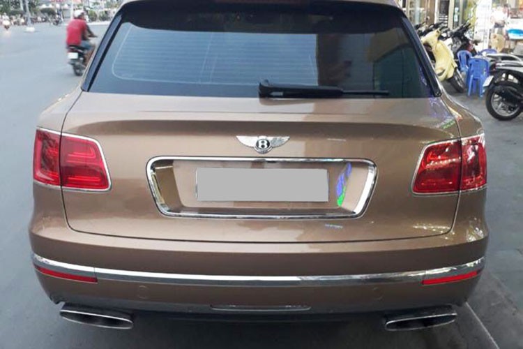 Dai gia Ben Tre tau SUV sieu sang Bentley Bentayga tien ty-Hinh-2