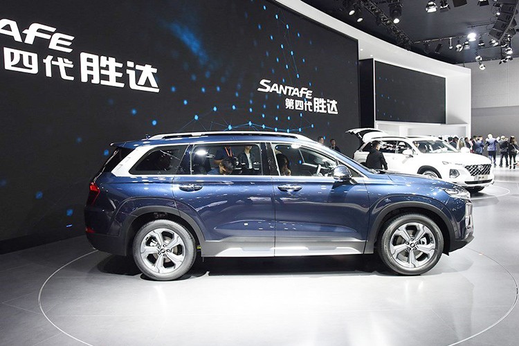 Hyundai SantaFe 2019 ban Trung Quoc chi tu 702 trieu dong-Hinh-9