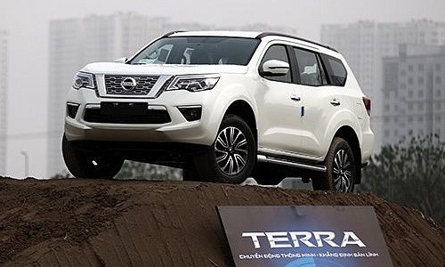 Nissan Viet Nam giam gia X-Trail, Terra va Sunny toi 60 trieu