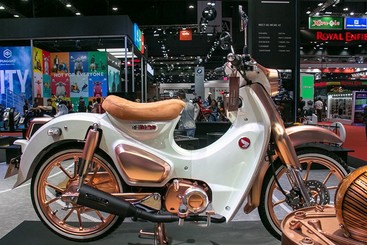 Honda Super Cub C125 ma vang 