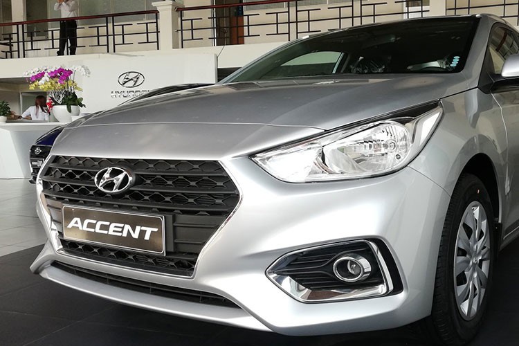 Can canh Hyundai Accent 2019 gia tu 426 trieu dong-Hinh-2