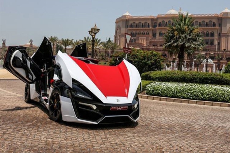 Lykan HyperSport - Sieu xe canh sat gia 79 ty dong-Hinh-3