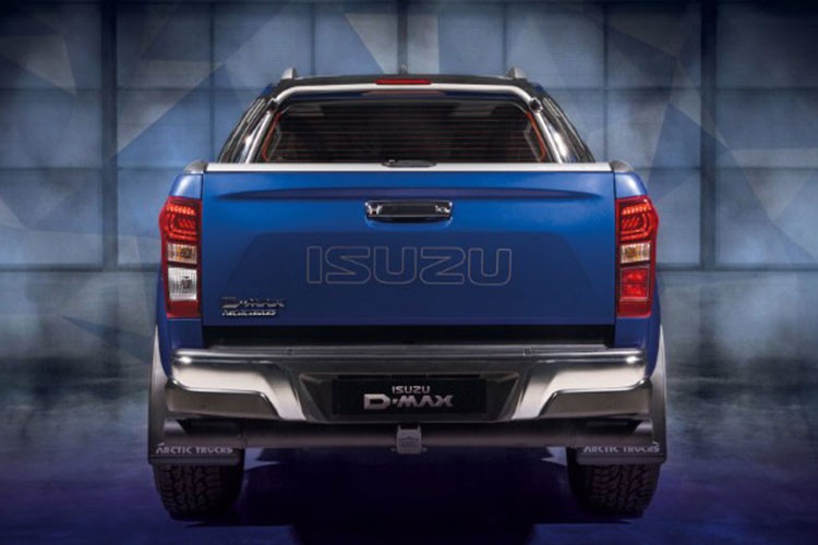 Ban tai Isuzu D-Max Safir 