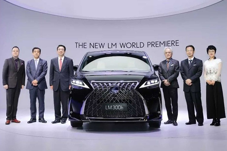 MPV hang sang Lexus LM 2019 
