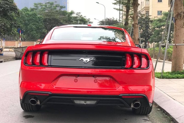 Ford Mustang Premium 2019 gia 3,1 ty dau tien ve Viet Nam-Hinh-4