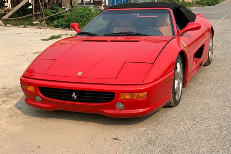 Sieu xe Ferrari F355 Spider nhap lau xuat hien o Sai Gon-Hinh-7