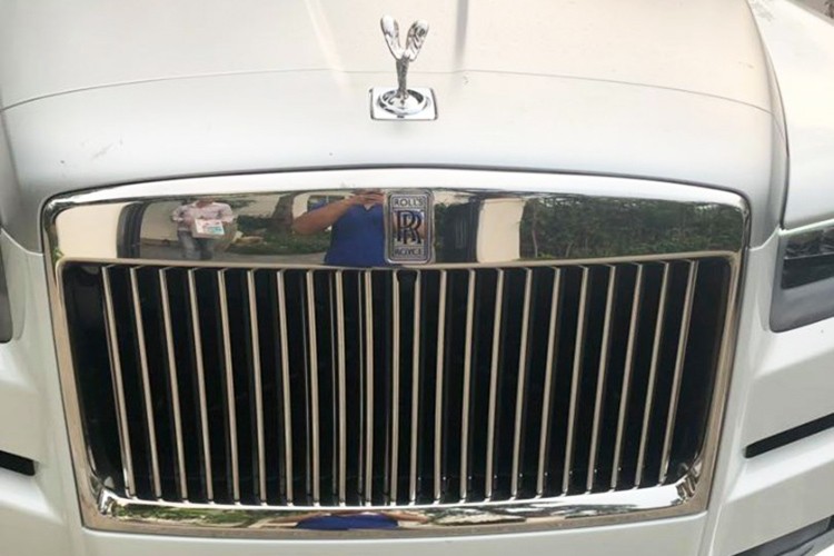 Can canh SUV Rolls-Royce Cullinan hon 40 ty tai Ha Noi-Hinh-3