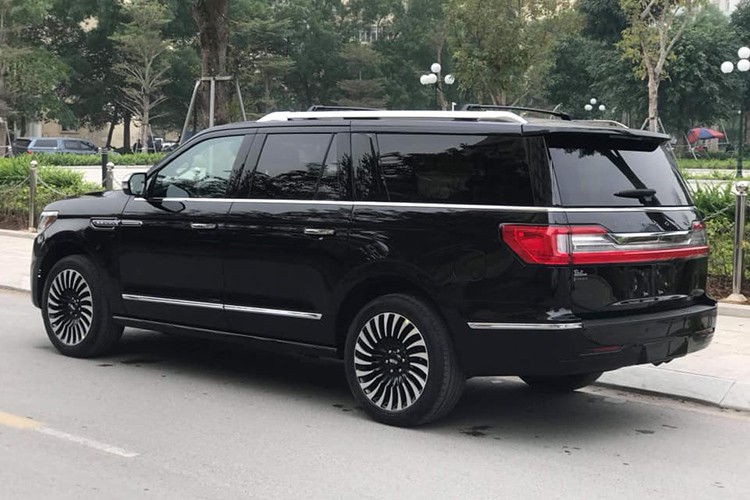 Can canh Lincoln Navigator 2019 gia 8,7 ty o Ha Noi-Hinh-4