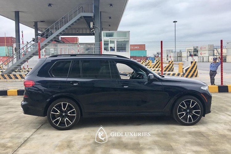 BMW X7 dau tien cap ben Viet Nam, gia hon 7 ty dong-Hinh-2