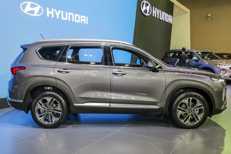 Hyundai SantaFe TM moi gia re tai Malaysia-Hinh-2