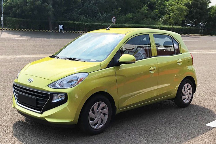 “Soi” xe sieu re Hyundai Santro chi tu 123 trieu dong