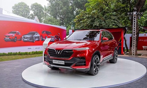 Xe oto VinFast va Mitsubishi tham du Vietnam AutoExpo 2019