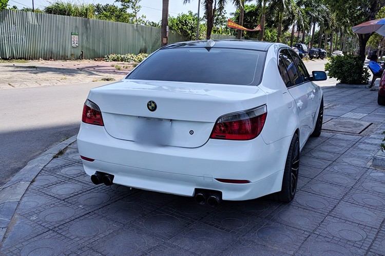 Xe sang BMW 525i 