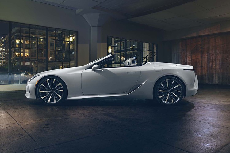 Lexus LC Convertible 2020 hon 2 ty dong tai My-Hinh-2