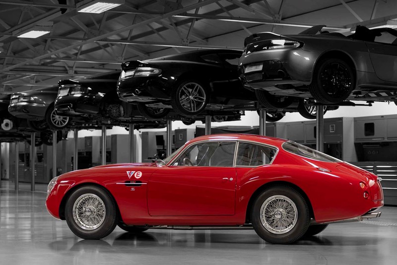 Chi tiet Aston Martin DB4 GT Zagato doi 1960 ban tai sinh-Hinh-2