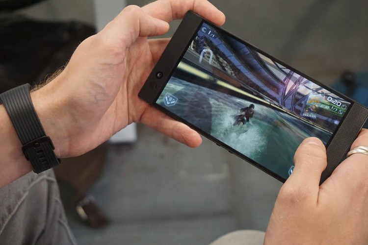 Razer Phone 2 - dien thoai chuyen choi game tot nhat-Hinh-4