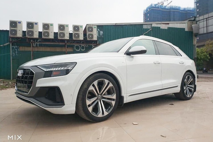 “Dap thung” Audi Q8 2019 hon 5 ty dong o Ha Noi