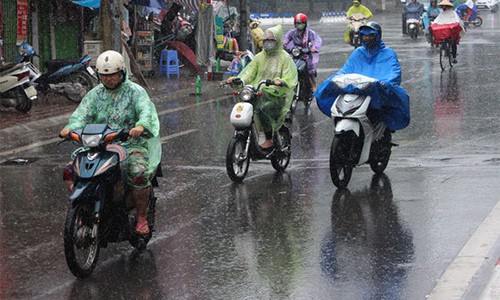 Du bao thoi tiet 25/6, Ha Noi mat me trong ngay dau tien thi THPT