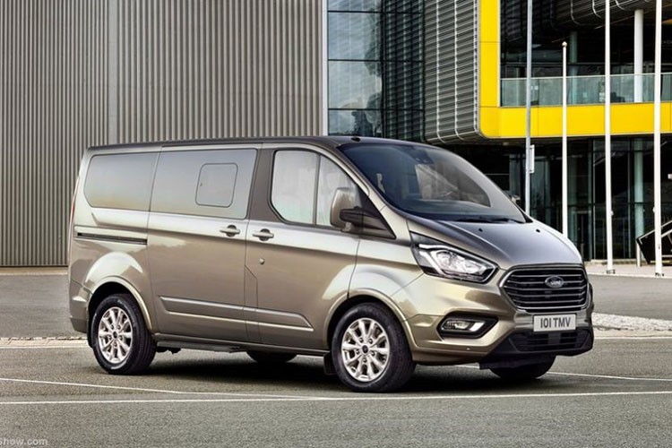 Cham mat Ford Tourneo - xe 7 cho duoi 1 ty tai Viet Nam-Hinh-8