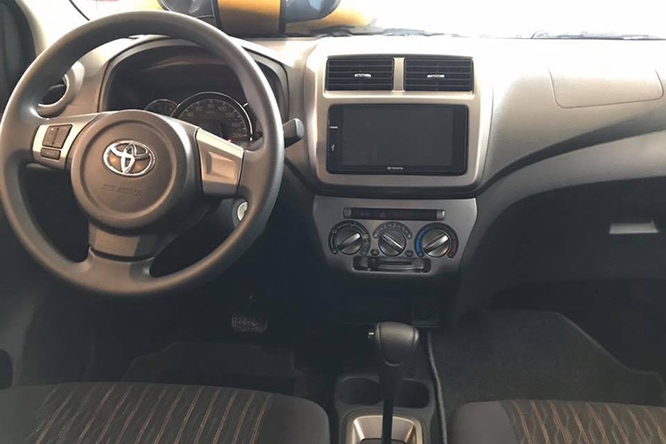 Toyota Wigo giam gia soc, dau Vinfast Fadil tai Viet Nam-Hinh-6