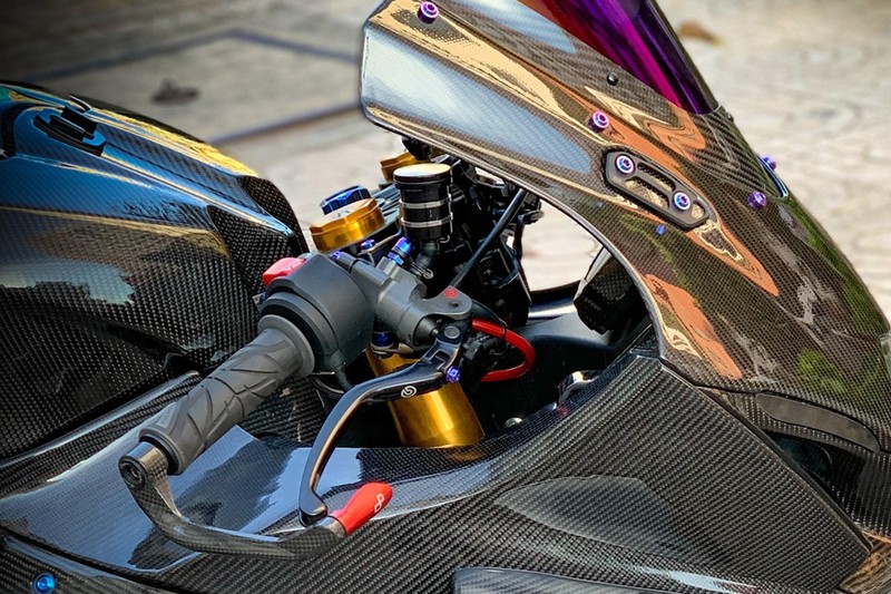 Sieu moto Suzuki GSX-R1000 do ao carbon nua ty o Sai Gon-Hinh-8