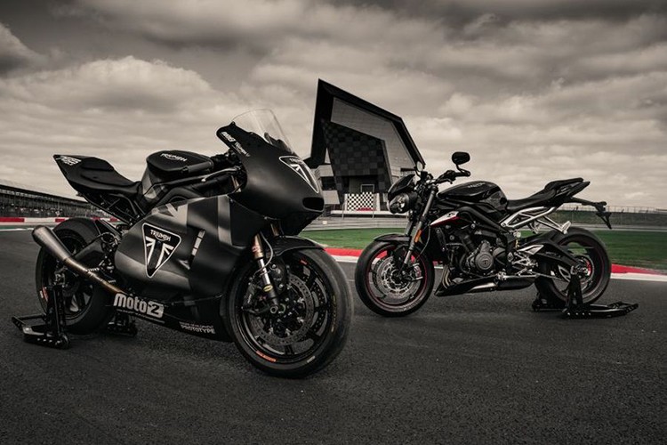 Triumph Daytona 2020 ra mat tai giai dua British MotoGP