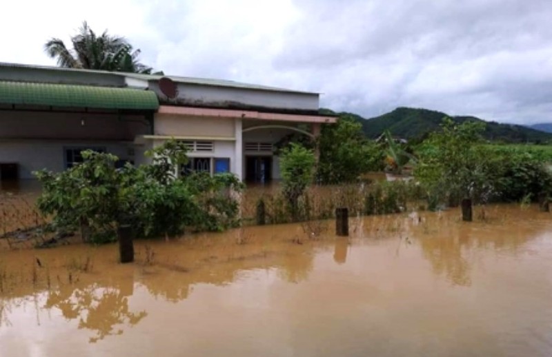 Pho nui Da Lat chim sau trong bien nuoc vi mua khong ngung nghi-Hinh-6