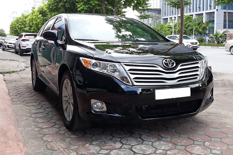 Toyota Venza chi hon 600 trieu dong tai Binh Duong-Hinh-10