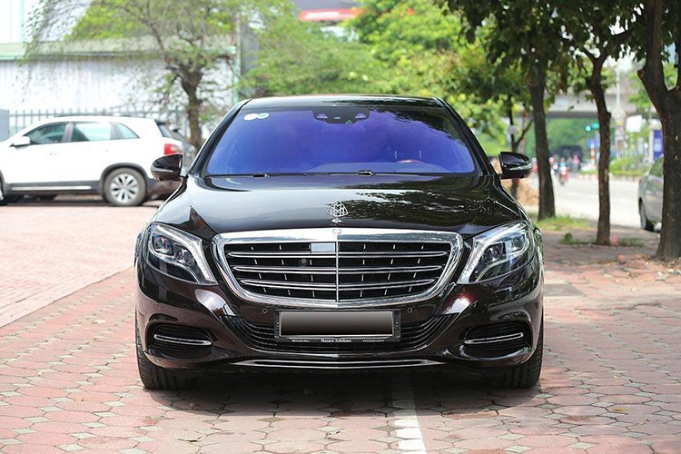 Dung hai nam Mercedes-Maybach S400 lo hon 1 ty o Ha Noi-Hinh-3