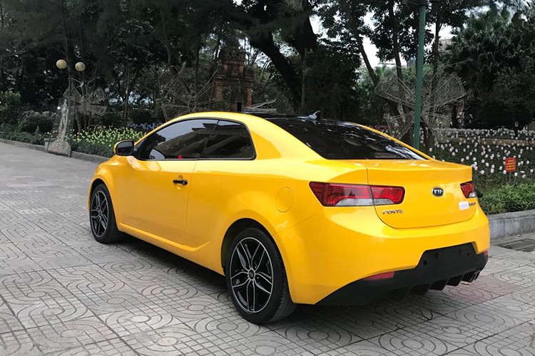 Chi tiet Kia Forte Koup tu 380 trieu dong o Ha Noi-Hinh-2