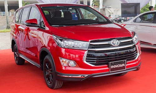 Xe Toyota Innova giam gia 75 trieu dong tai Viet Nam-Hinh-2