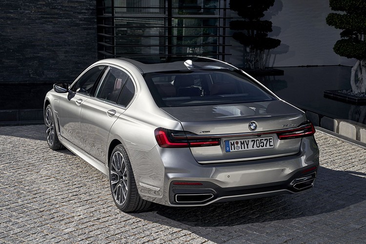 M750Le se la mau M Performance Hybrid dau tien cua BMW-Hinh-4