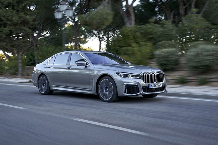 M750Le se la mau M Performance Hybrid dau tien cua BMW-Hinh-5