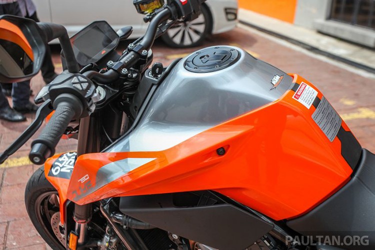 KTM 790 Duke tai An Do re hon Viet Nam 335 trieu dong-Hinh-5