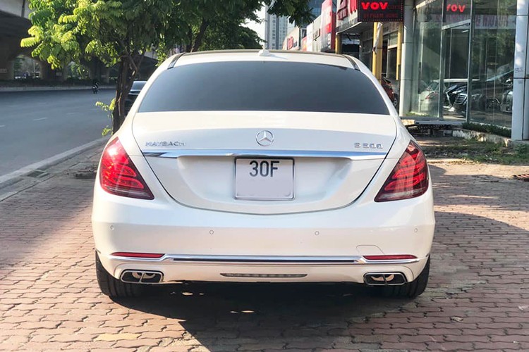 Cam lai Mercedes-Maybach 2 nam, dai gia Ha Noi 