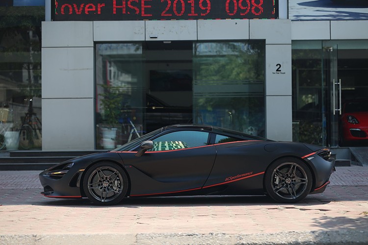 Sieu xe McLaren 720S do dang Rolls-Royce ma vang o Ha Noi-Hinh-8