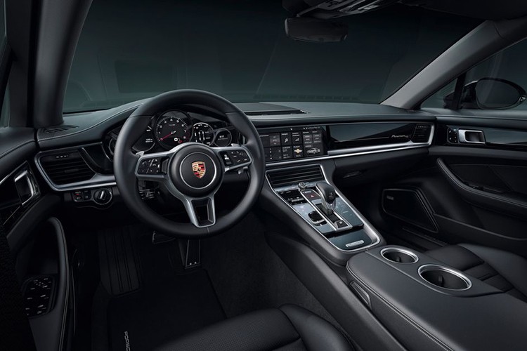 Porsche Panamera dac biet 